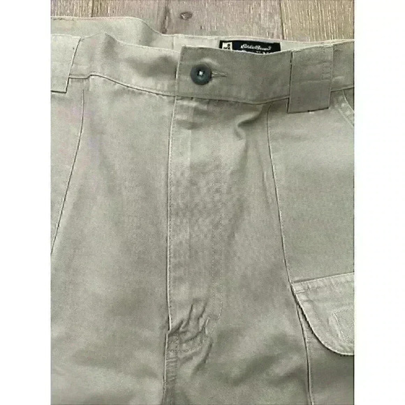 Eddie Bauer Shorts Mens 40 Khaki Tan Field Short Legend Cargo Pockets Cotton - Picture 6 of 9
